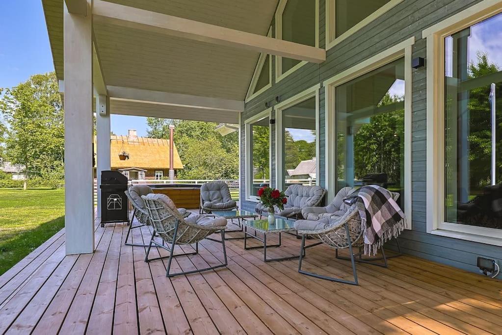 Hiiumaa Modern Villa With Sauna & Hot Tub מראה חיצוני תמונה