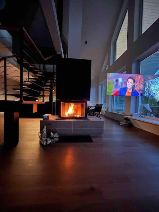 Hiiumaa Modern Villa With Sauna & Hot Tub מראה חיצוני תמונה